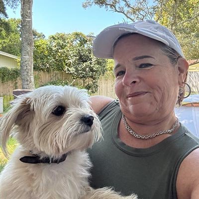 Pet sitter in Kissimmee FL